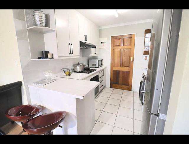 2 BEDROOM TOWNHOUSE FOR SALE IN SONNEGLANS